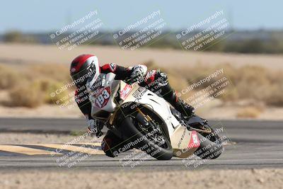 media/Nov-16-2025-Race Pace (Sun) [[8c5fa54630]]/Verified Riders/9-Turn 16 (150pm)/